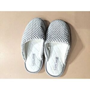 LAURA ASHLEY Women's Slippers Size L 8-9 Light Gray Slip On‎ Cushion